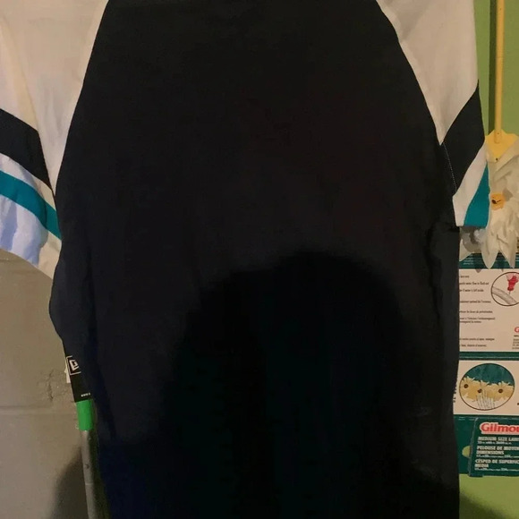 NWT New Era  Seattle Mariners Baseball Graphic Short Sleeve T-Shirt Size X-Large - Picture 4 of 8